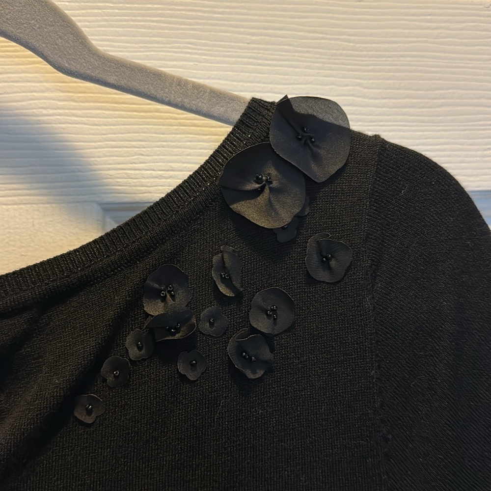 Short Sleeve Sweater - Picture 3 of 5